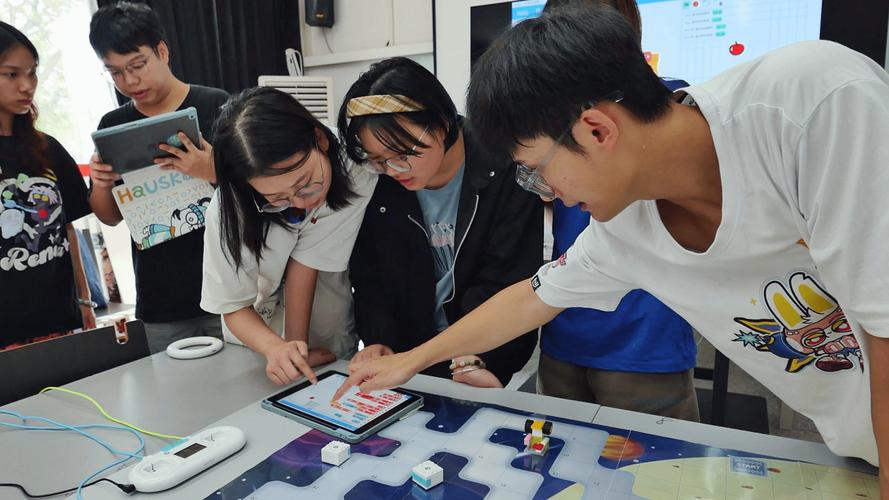 产教融合背景下的《产品设计2》教学演示用品设计与实践